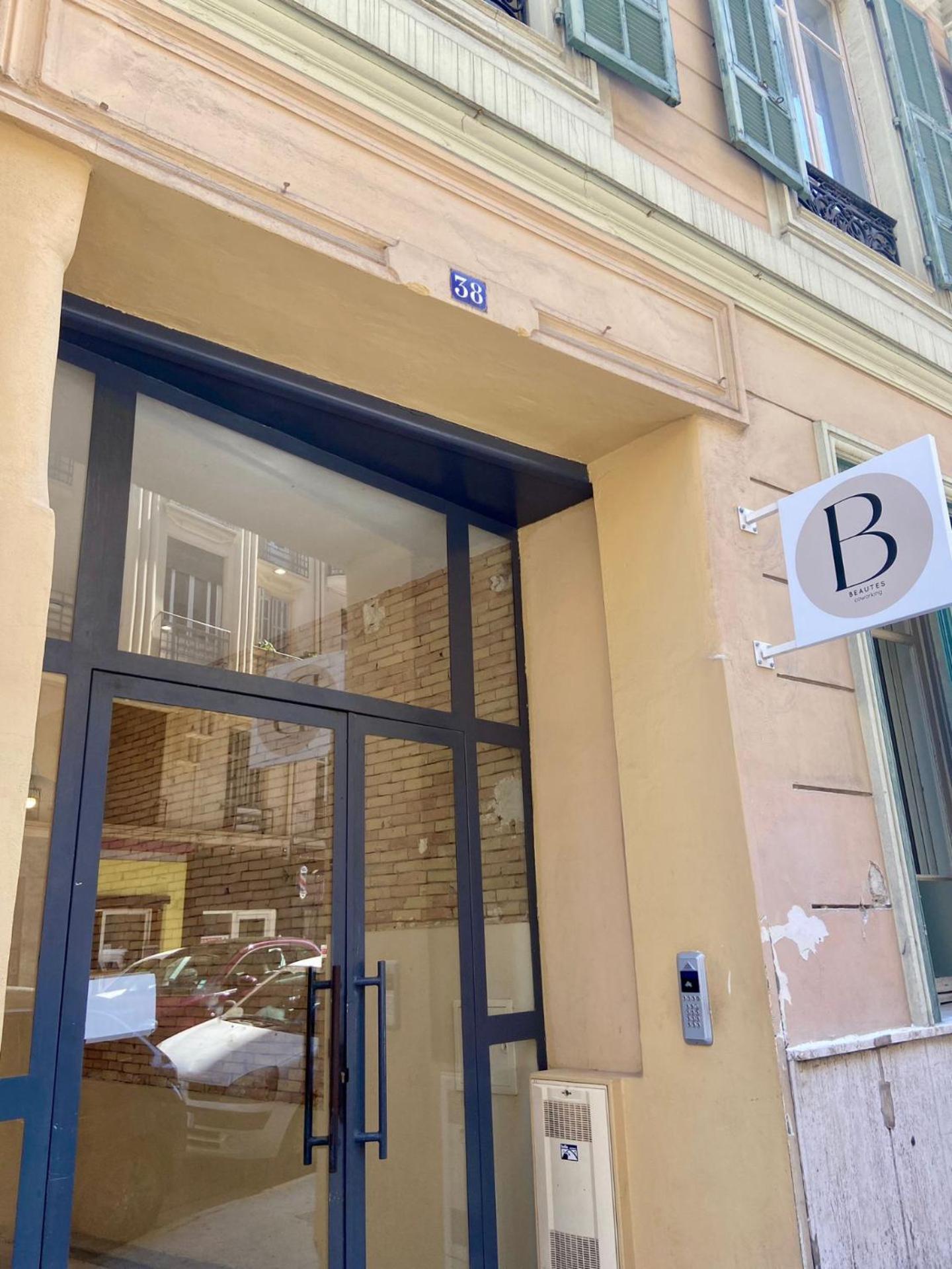 Apartment Beautes Fshh Nizza